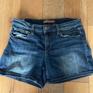 Joe’s shorts Size 28